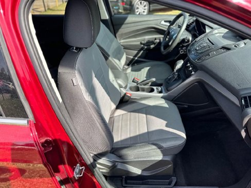Used 2016 Ford Escape SE image 19