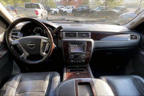 Used 2012 GMC Yukon Denali image 13