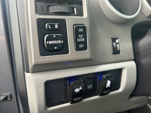 Used 2015 Toyota Sequoia SR5 image 14