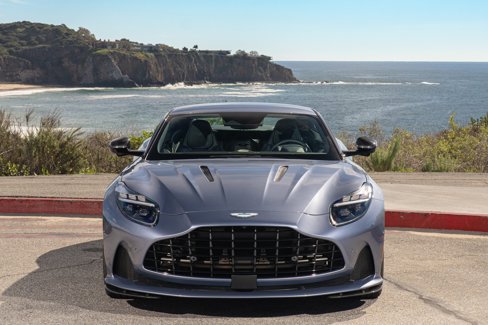 Used 2024 Aston Martin DB12 Coupe image 5
