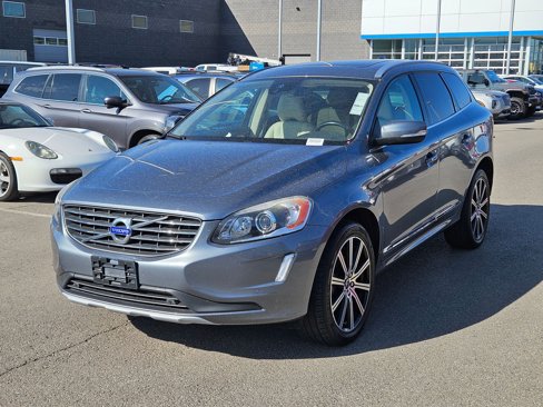Used 2017 Volvo XC60 T6 Inscription w/ Preferred Option Package image 8
