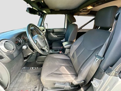 Used 2018 Jeep Wrangler Sport image 17
