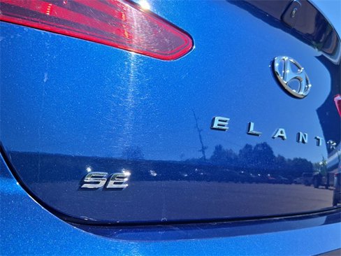 Used 2020 Hyundai Elantra SE image 25