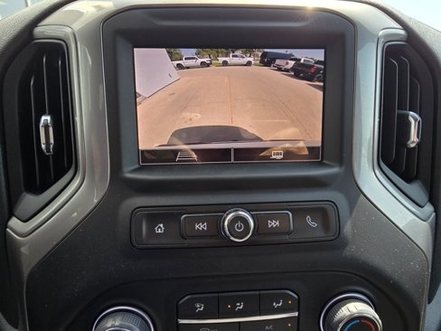 Used 2022 Chevrolet Silverado 1500 Custom image 20