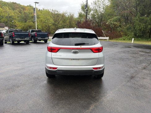 Used 2017 Kia Sportage LX image 3