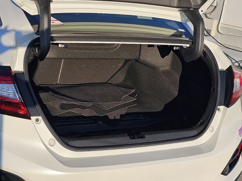 Used 2018 Honda Clarity Plug-In Hybrid image 9