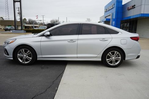 Used 2019 Hyundai Sonata Limited image 2