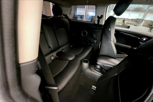 Used 2015 MINI Cooper S image 17