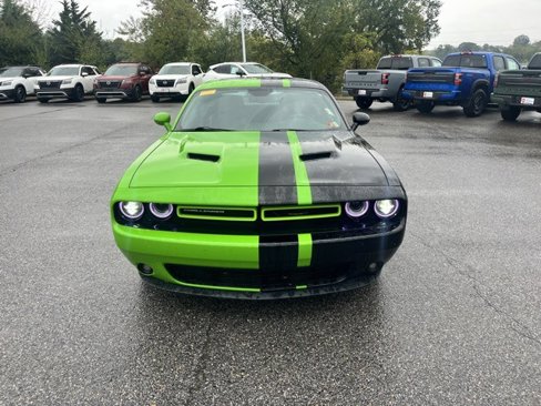 Used 2017 Dodge Challenger GT image 2