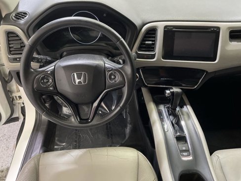 Used 2018 Honda HR-V EX-L image 13