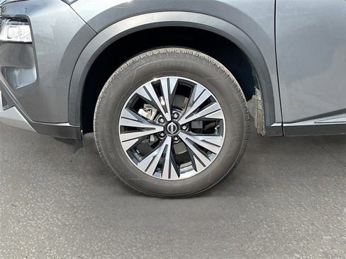 Certified 2023 Nissan Rogue SV image 27