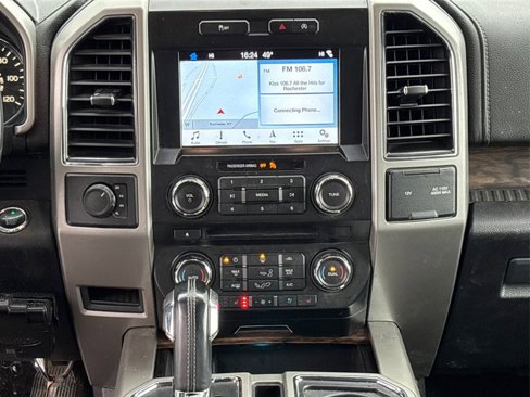 Used 2018 Ford F150 Lariat image 18