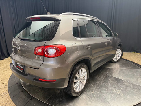 Used 2010 Volkswagen Tiguan SEL image 8