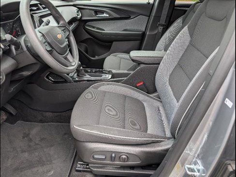 Used 2023 Chevrolet TrailBlazer LT w/ Convenience Package image 14