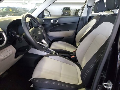 Certified 2022 Hyundai Venue SEL image 14