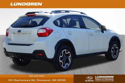 Used 2017 Subaru Crosstrek 2.0i Premium image 3