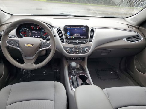 Used 2023 Chevrolet Malibu LS image 9
