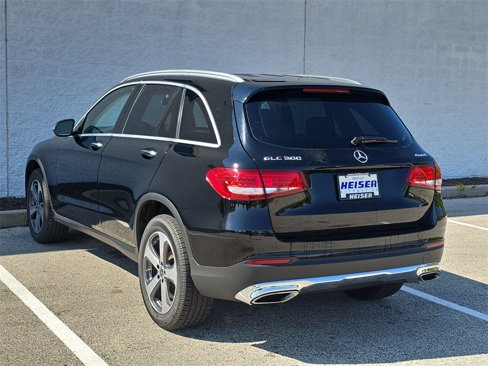 Used 2018 Mercedes-Benz GLC 300 4MATIC image 11