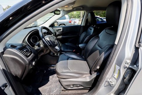 Used 2020 Jeep Compass Limited image 29