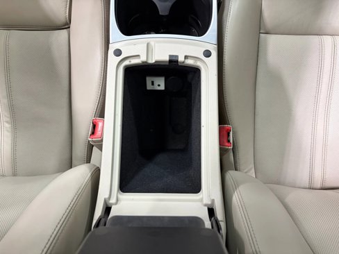 Used 2015 Cadillac SRX Luxury w/ Driver Awareness Package image 51