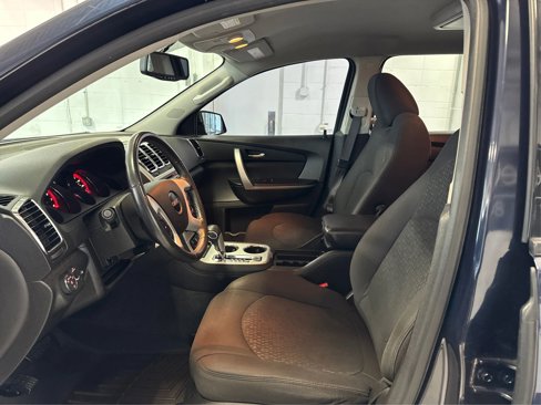 Used 2012 GMC Acadia SLE image 9