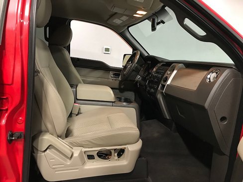 Used 2010 Ford F150 XLT image 12