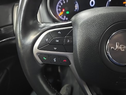 Used 2021 Jeep Grand Cherokee Limited image 21