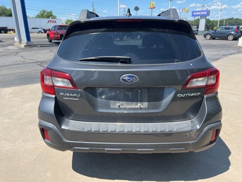 Used 2018 Subaru Outback 2.5i Limited image 4