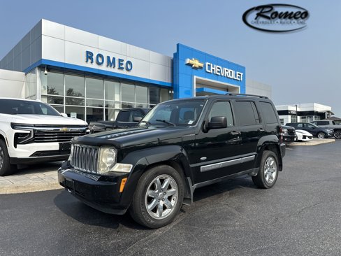 Used 2012 Jeep Liberty Sport image 1