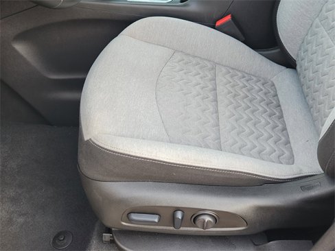 Used 2023 Chevrolet Equinox LT w/ Driver Convenience Package image 23