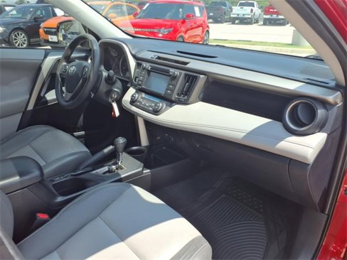 Used 2013 Toyota RAV4 XLE image 13