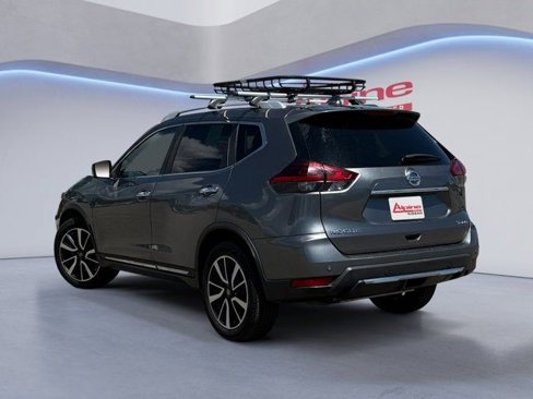 Used 2019 Nissan Rogue SL image 3