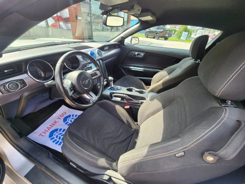 Used 2015 Ford Mustang Coupe image 12