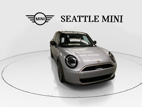 New 2025 MINI Cooper 4-Door Hardtop image 3