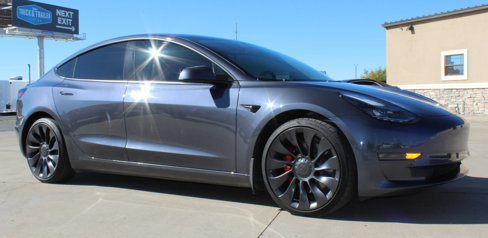 Used 2021 Tesla Model 3 Performance image 15
