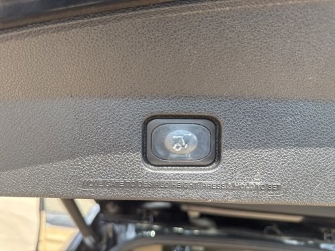 Used 2016 Ford Explorer Limited image 22
