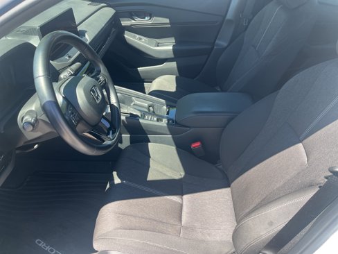Used 2023 Honda Accord Sport image 10