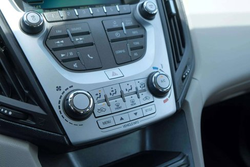 Used 2017 Chevrolet Equinox LS image 18