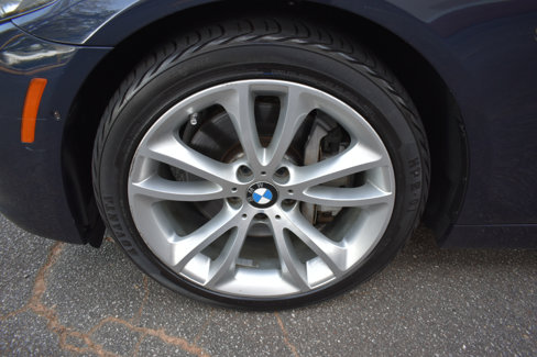 Used 2015 BMW 550i Sedan image 37