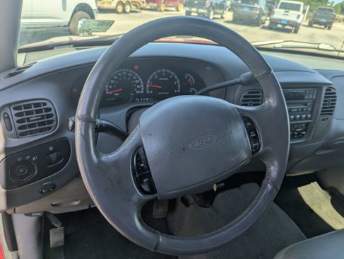 Used 2002 Ford F150 XLT image 17
