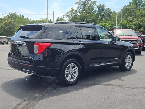 Certified 2023 Ford Explorer XLT w/ Equipment Group 202A image 3