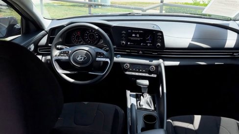 Certified 2023 Hyundai Elantra SEL image 21
