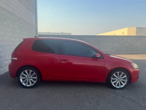 Used 2012 Volkswagen Golf TDI image 4