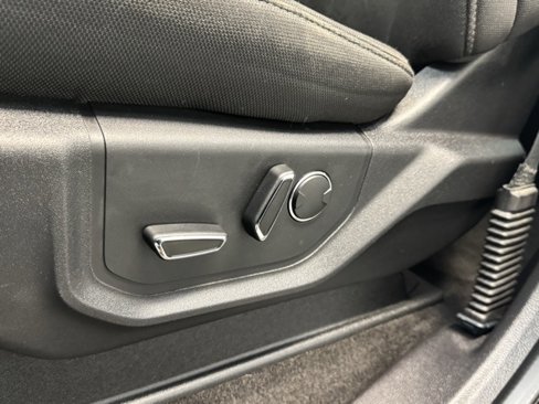Used 2018 Ford F150 XLT w/ Equipment Group 302A Luxury image 14