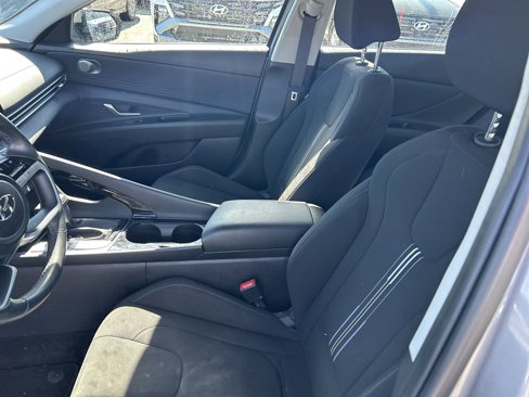 Certified 2023 Hyundai Elantra SEL w/ Convenience Package image 25