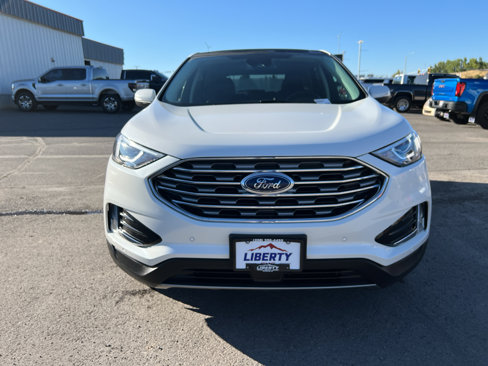 Used 2022 Ford Edge Titanium w/ Class II Trailer Tow Package image 11
