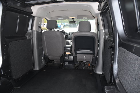 Used 2021 Nissan NV200 S w/ Back Door Glass Package image 17
