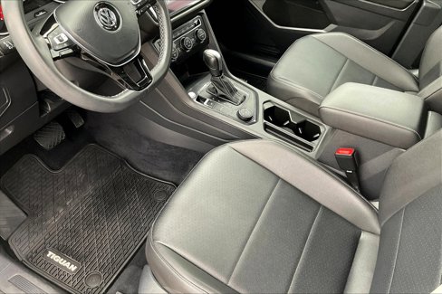 Used 2021 Volkswagen Tiguan SE w/ Panoramic Sunroof Package image 14