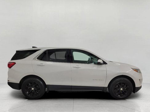 Used 2018 Chevrolet Equinox LT image 4