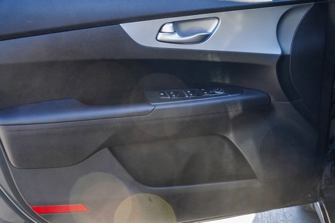 Used 2023 Kia Forte LXS image 19